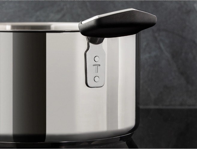 Каструля Tefal Emotion+ з новим кріпленням ручок