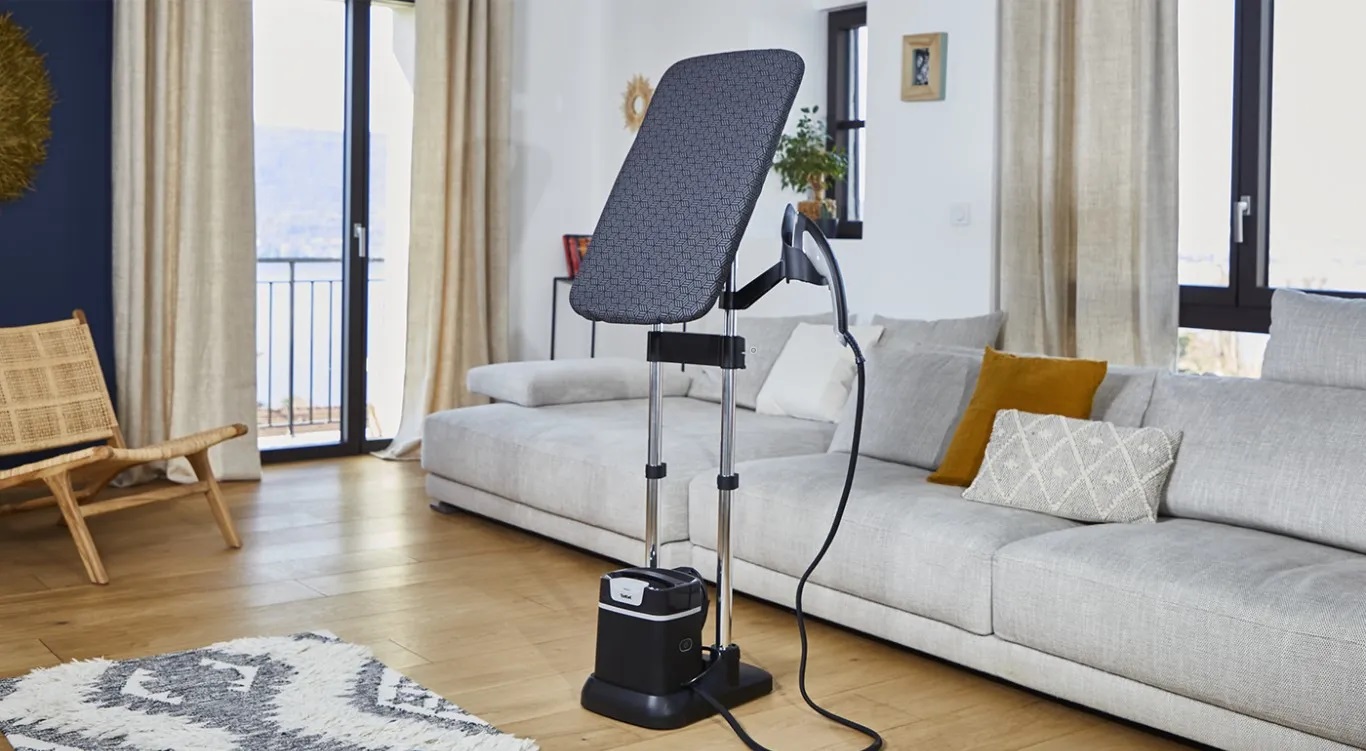 Вертикальний відпарювач стаціонарний Tefal IXEO QT1510E0 - 1 Фото Вертикальний відпарювач стаціонарний Tefal IXEO QT1510E0 - 1
