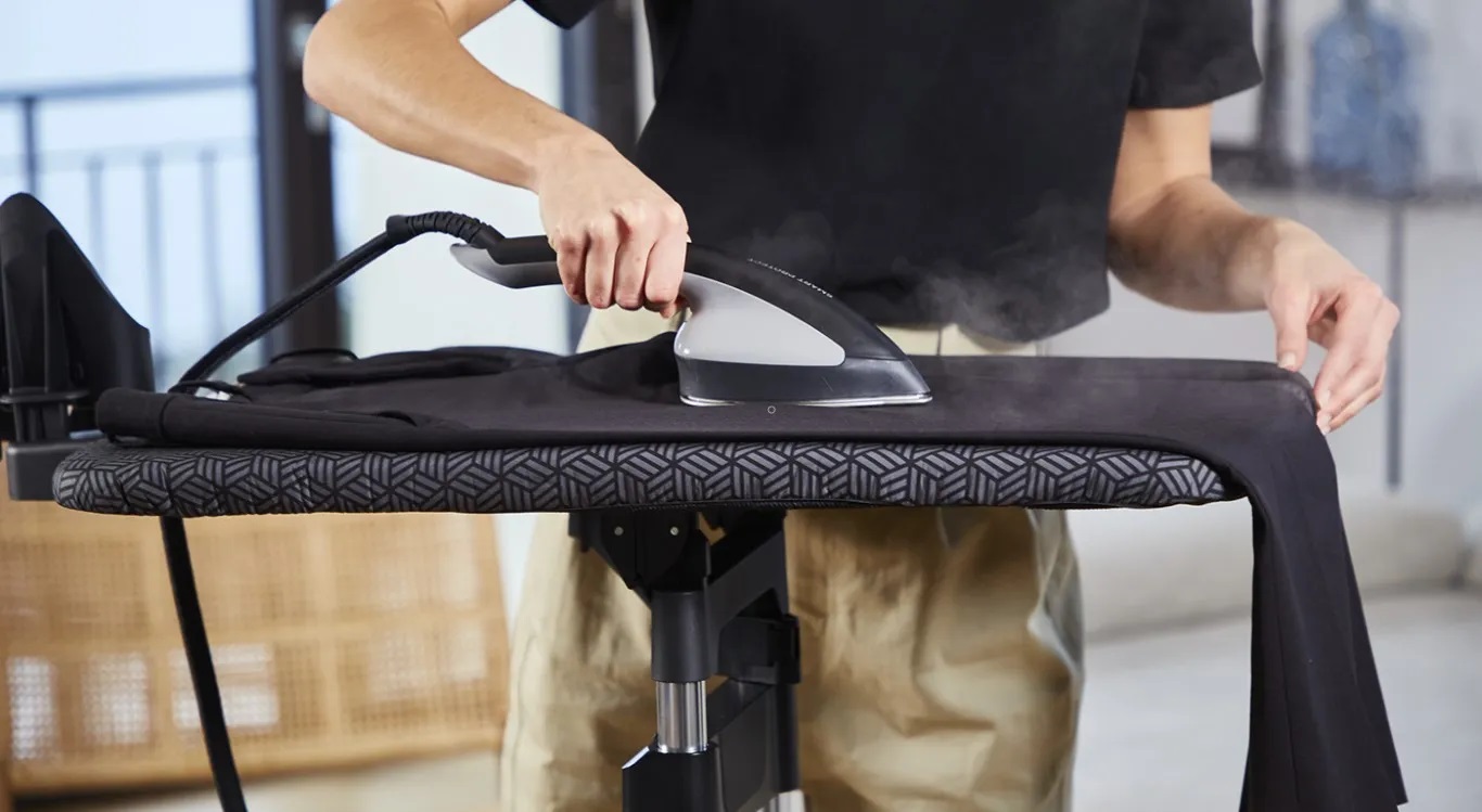 Вертикальний відпарювач стаціонарний Tefal IXEO QT1510E0 - 7 Фото Вертикальний відпарювач стаціонарний Tefal IXEO QT1510E0 - 7