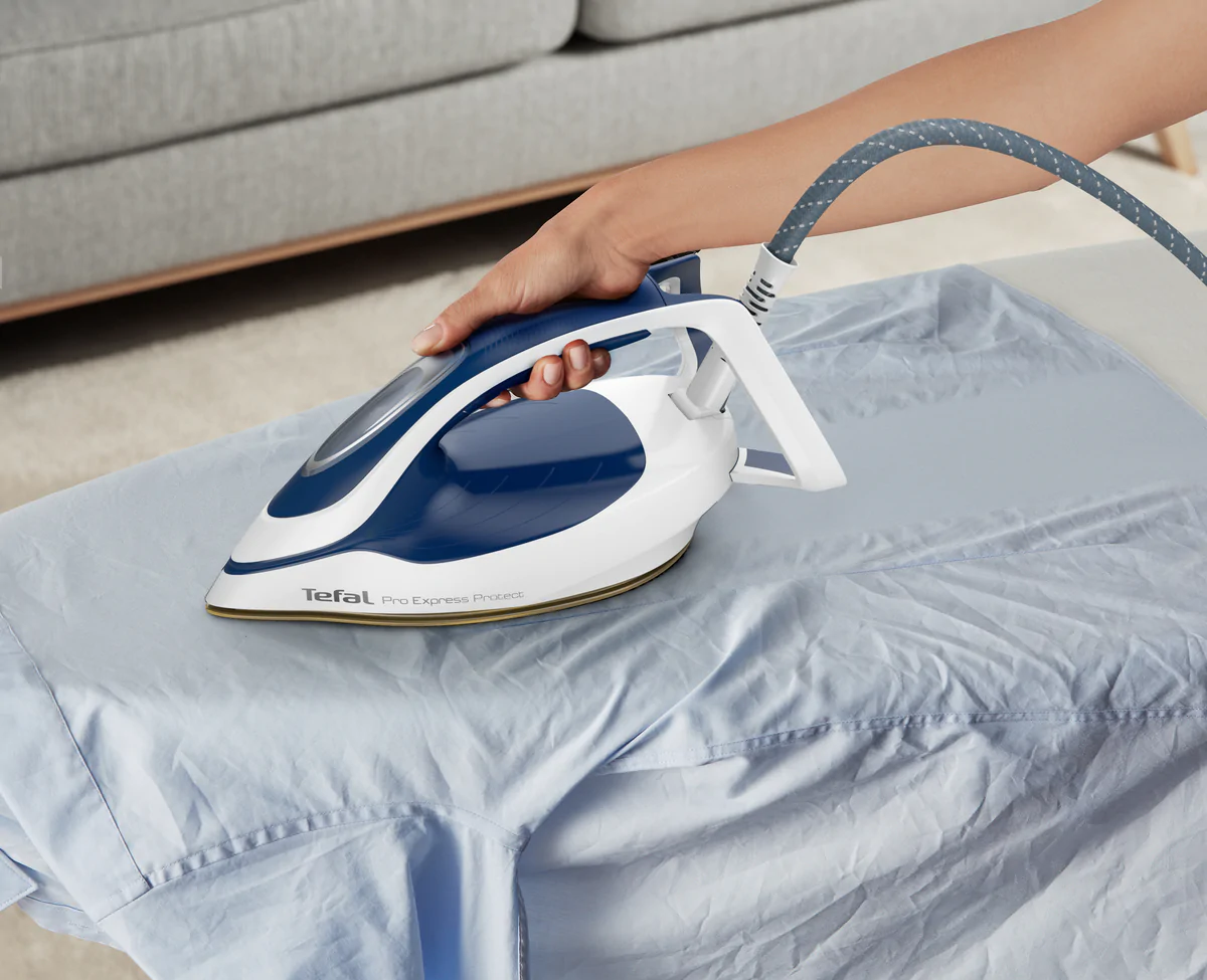 Парогенератор Tefal   PRO EXPRESS PROTECT GV9221E0