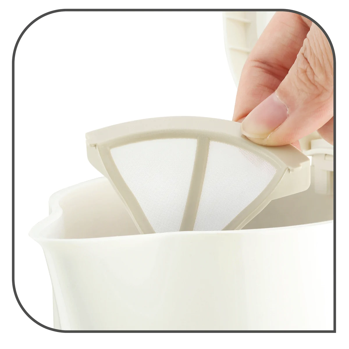 Електрочайник пластиковий Tefal TRAVEL'CITY KO120130
