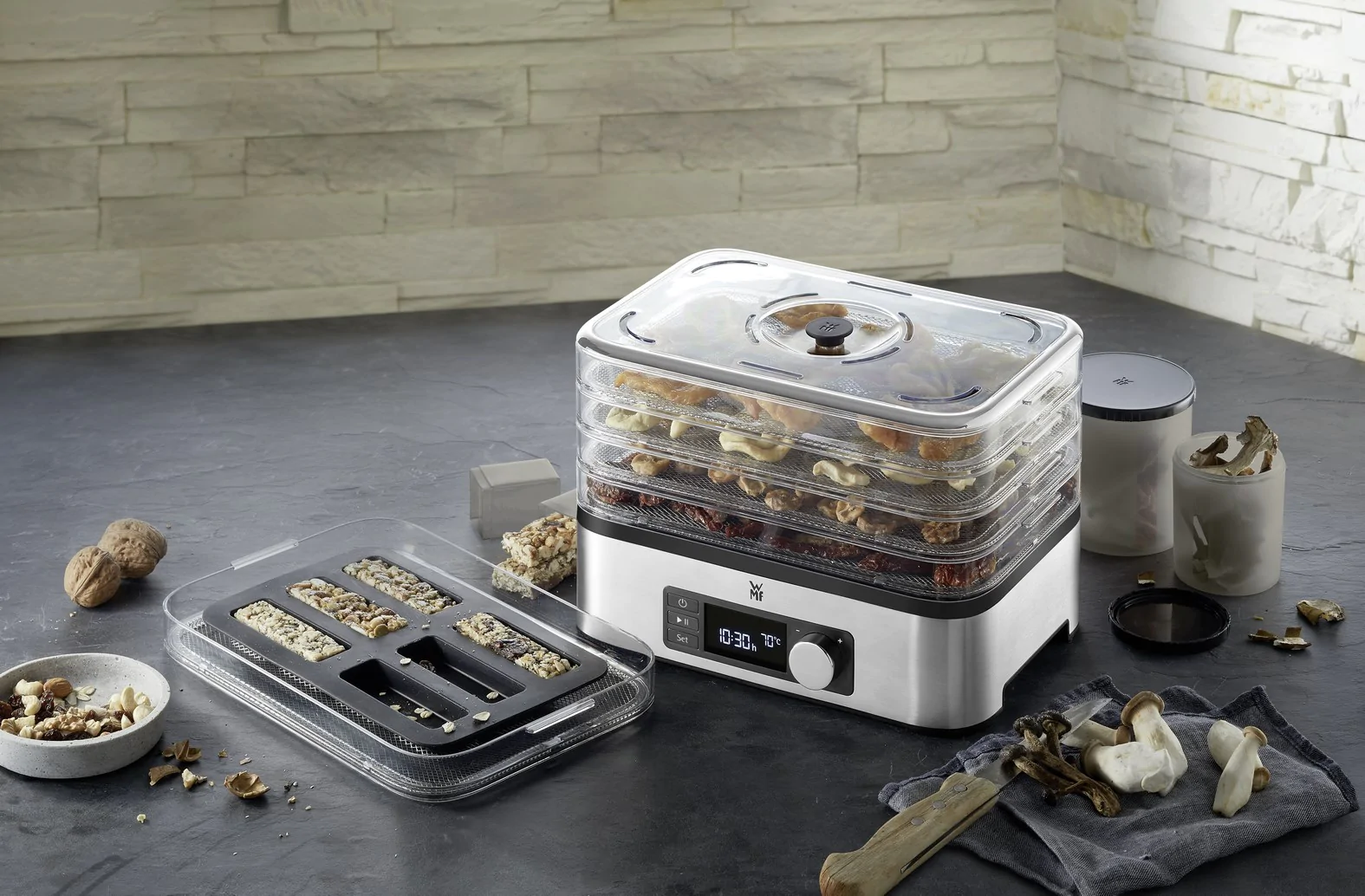 Електрична сушка для овочів та фруктів WMF KITCHENminis 0415250011 (04.1525.0011)