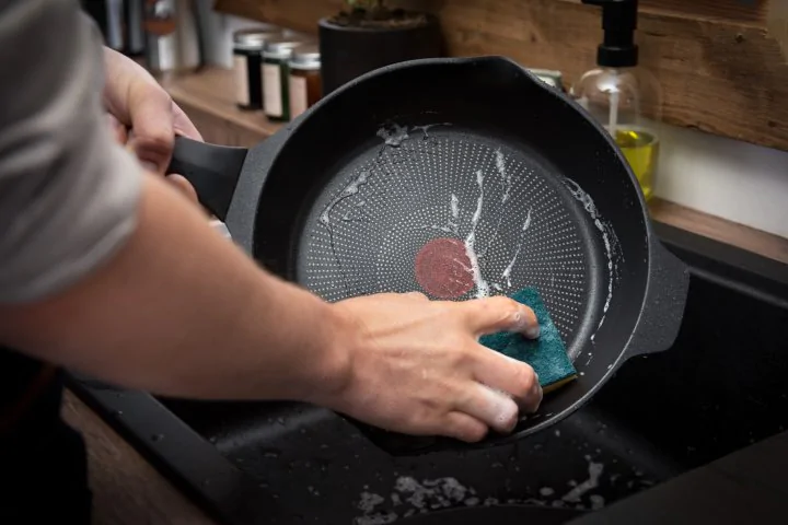 Сковорода Tefal Robusto 28 см E2490644