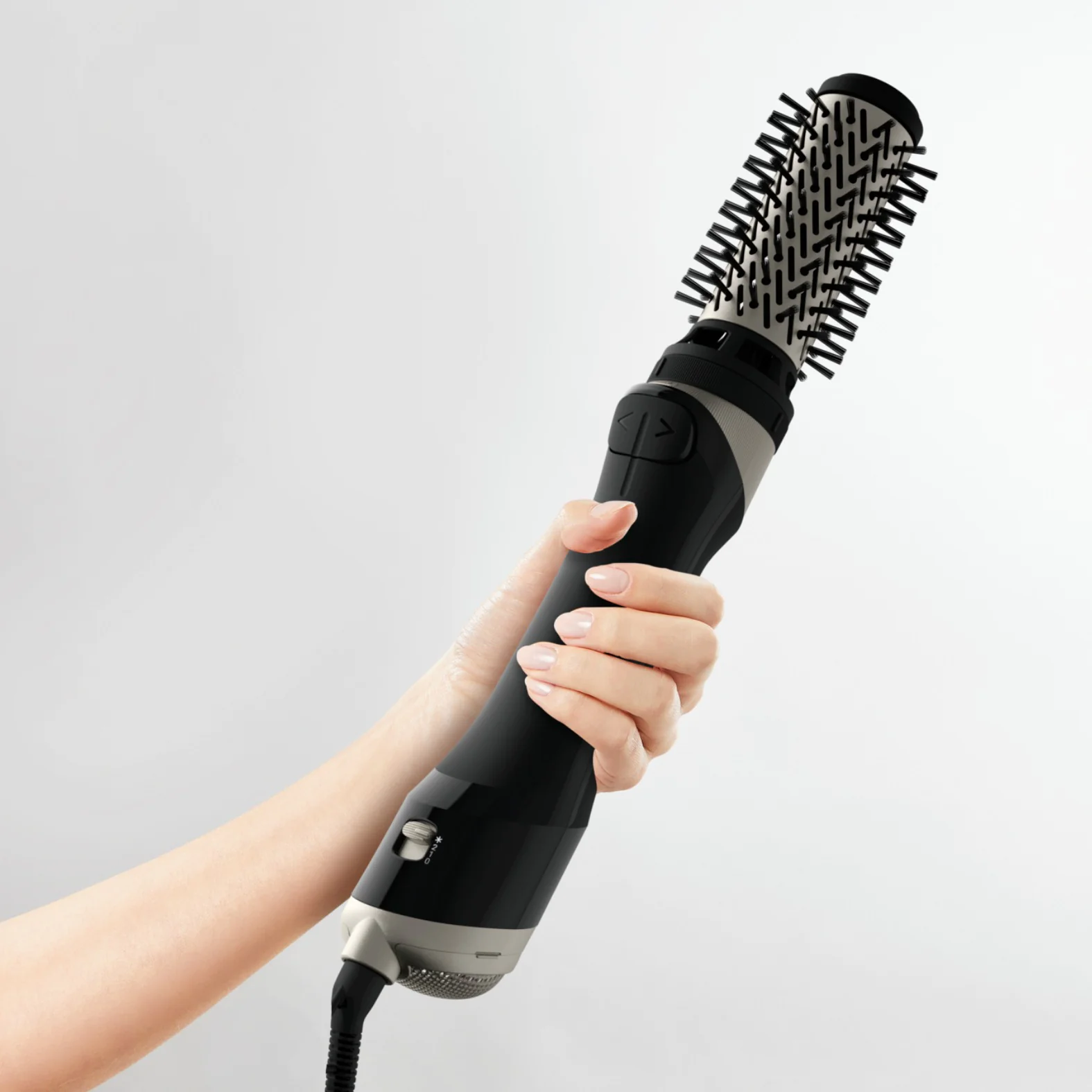 Фен-щітка Rowenta Renewal Brush Activ UB9540F0