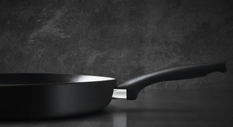 Набір сковорідок Tefal Hard Titanium On 2 предмети G2889032