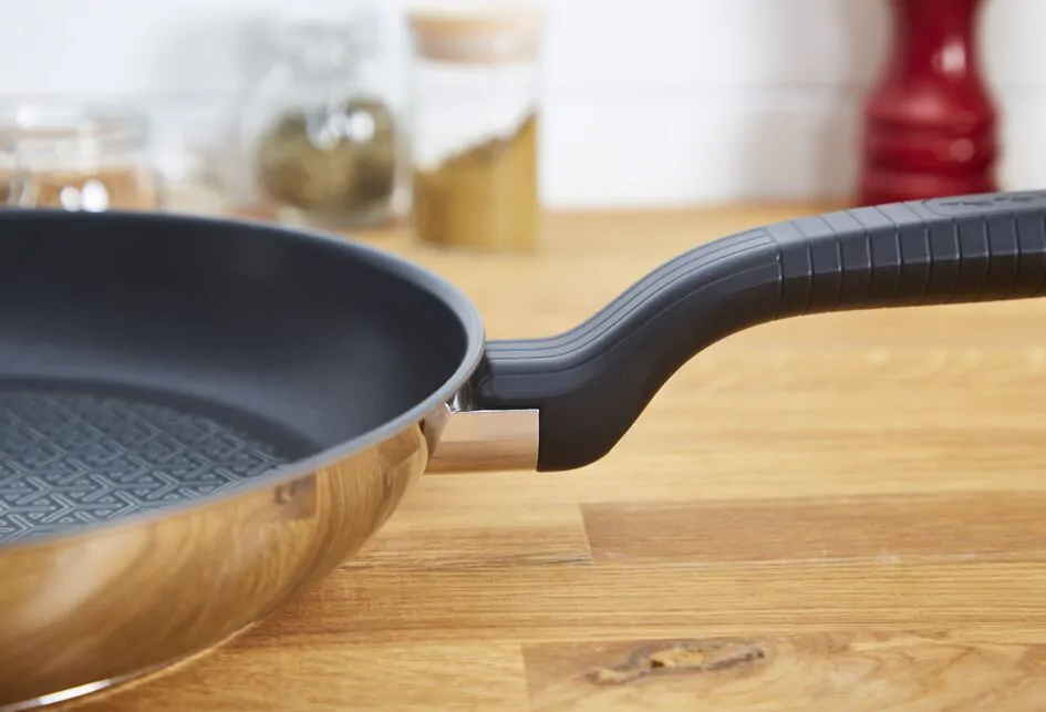 Сковорода Tefal Comfort Max 20 см G7260244