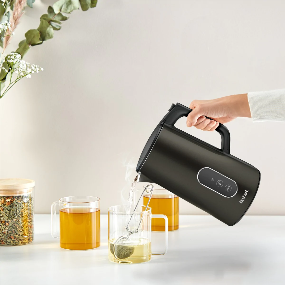 Електрочайник Tefal Digital KI831E10