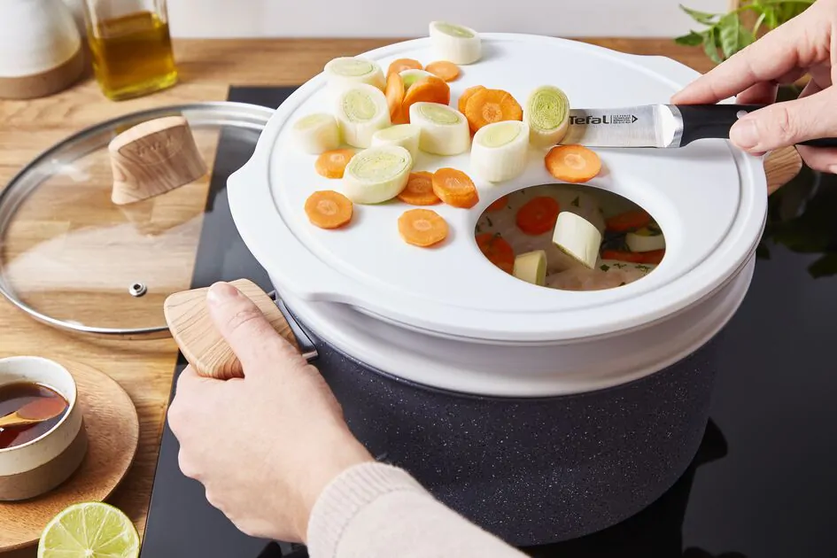 Кастрюля Tefal NATURAL FORCE  24 CM G2669053