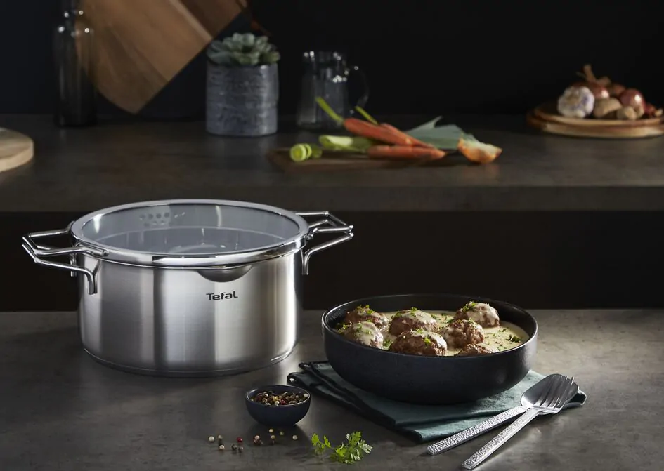 Набір посуду з 10 предметів Tefal Nordica H852SA55