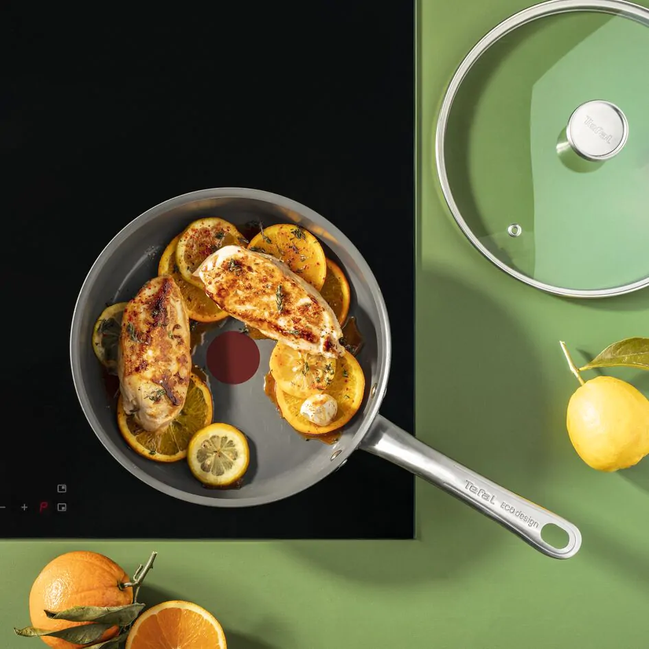 Сотейник з кришкою Tefal Renew +  24 см C4243253