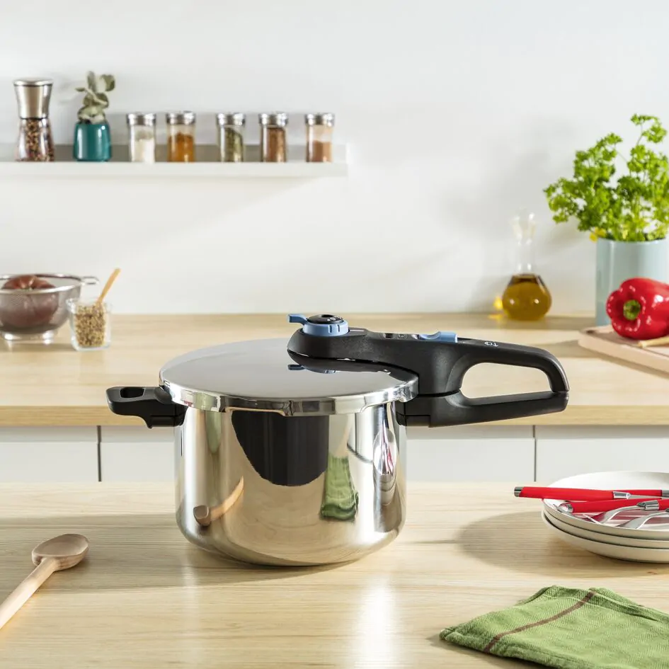 Скороварка Tefal Secure Trendy з паровим кошиком 4 л P2580402