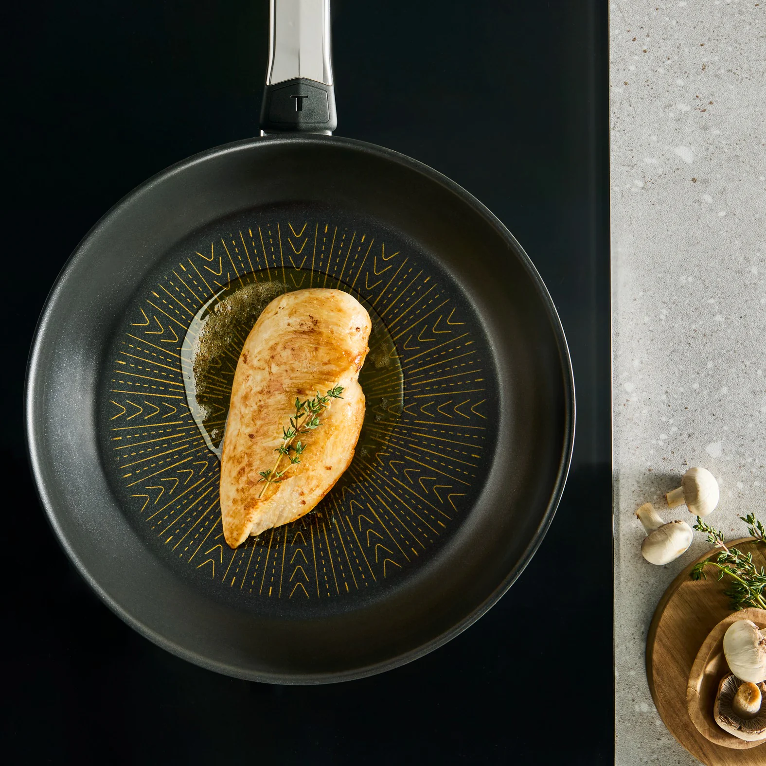 Сковорода Tefal Emotion+ Flavors 28 см G7600645