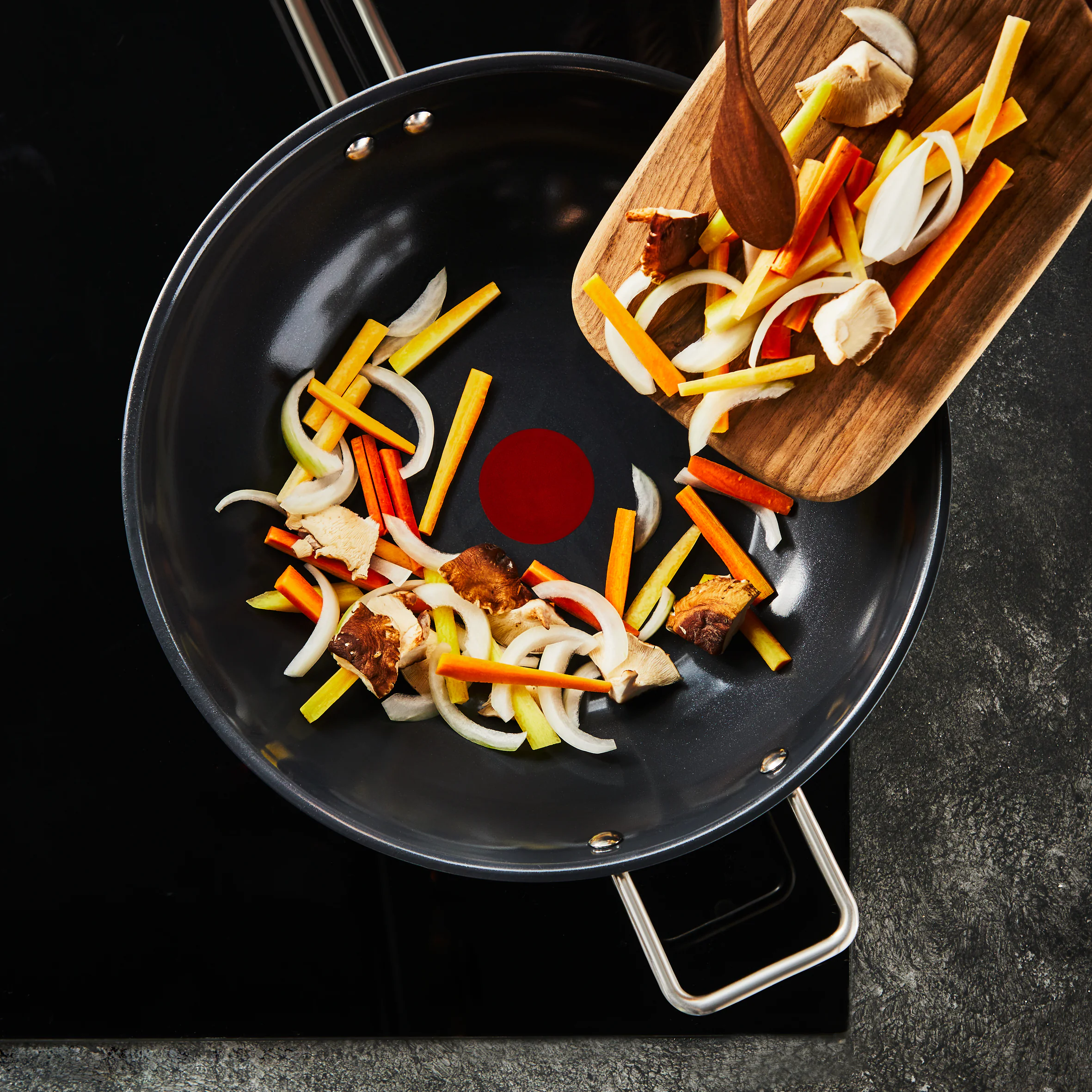 ᐉ Сковорода ВОК Tefal Nordica 28 см H8711955 ➡ купити в Україні
