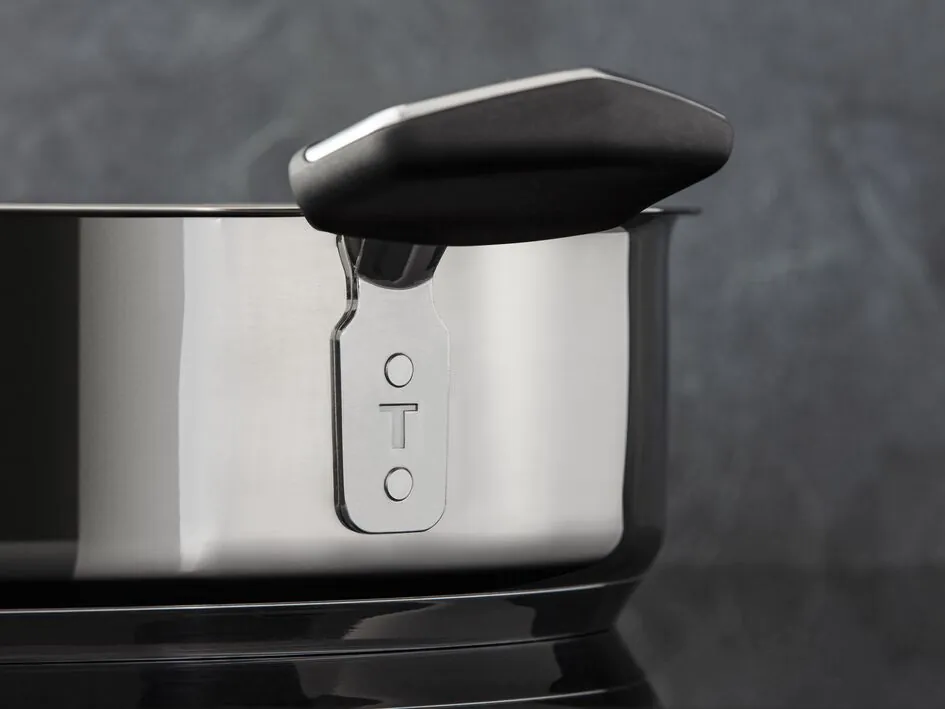 Сотейник з кришкою Tefal Emotion+ 24 см E3067045