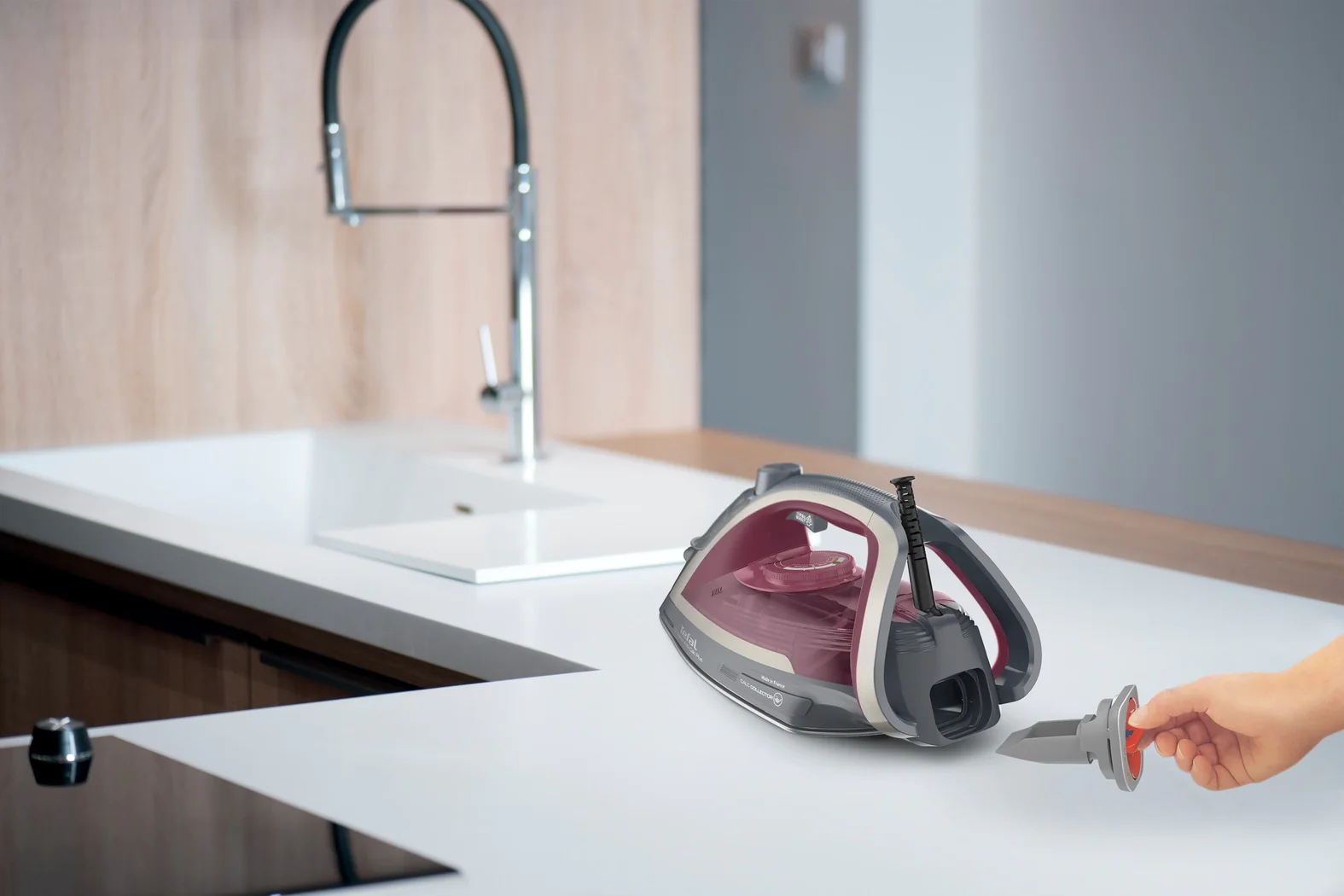 Праска Tefal ULTRAGLISS PLUS FV6840E0